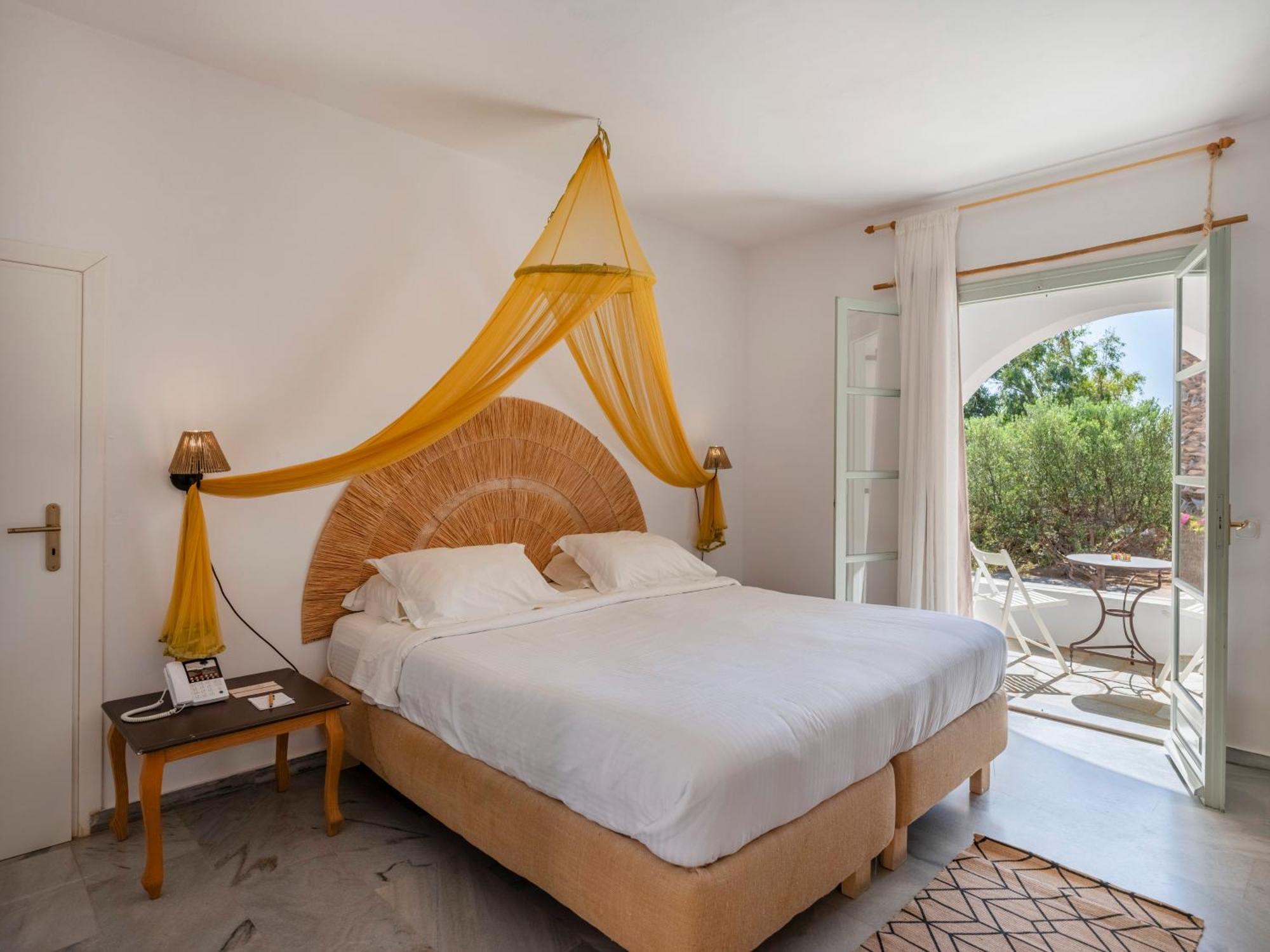 Parosland Hotel Alikí Rum bild